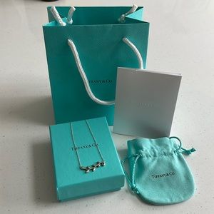 Tiffany & Co Paloma Picasso Olive Leaf Pendant